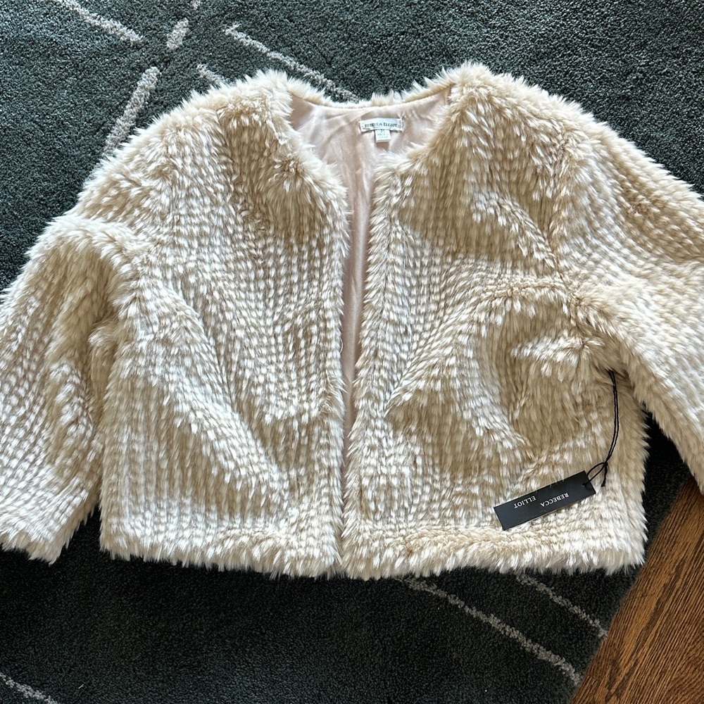 Faux Fur Cropped Jacket - Cream Brand New with Tag.